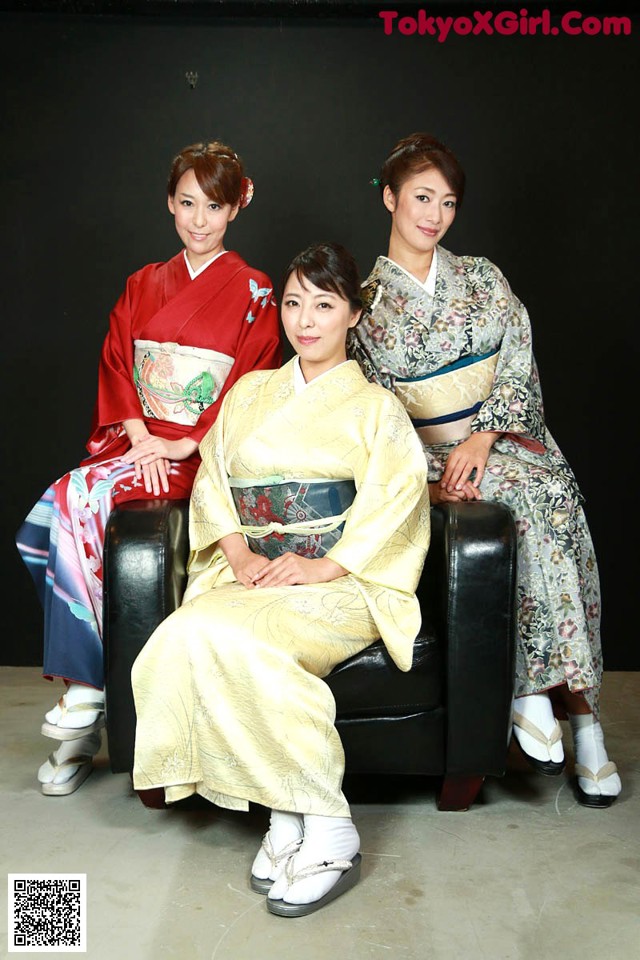Reiko Kobayakawa Akari Asakiri Ryoko Murakami - Dos Photos Sugermummies No.6aa874