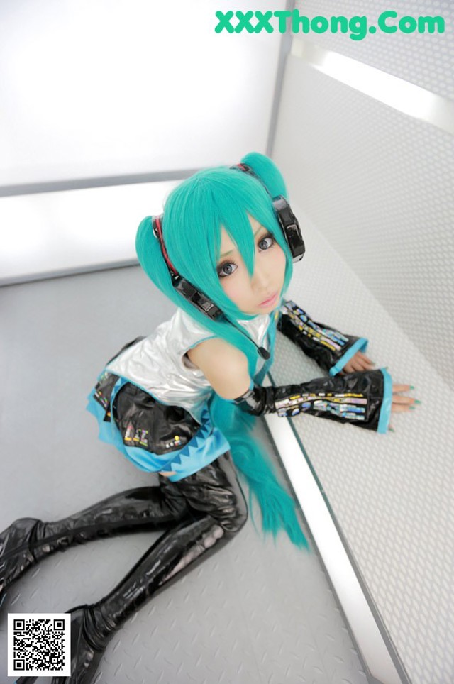 Reku Momoiro - Upskir Gand Video No.1d44c6