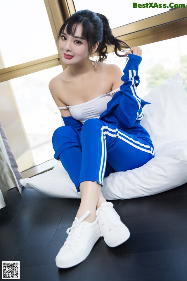 TouTiao 2017-11-26: Model Zhou Xi Yan (周 熙 妍) (23 photos) No.7f6a3a